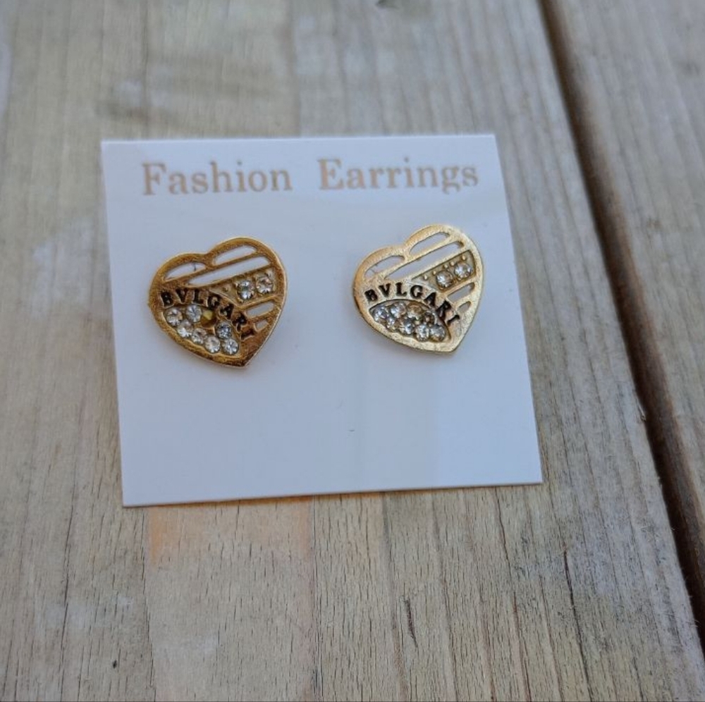 Fashion earrings